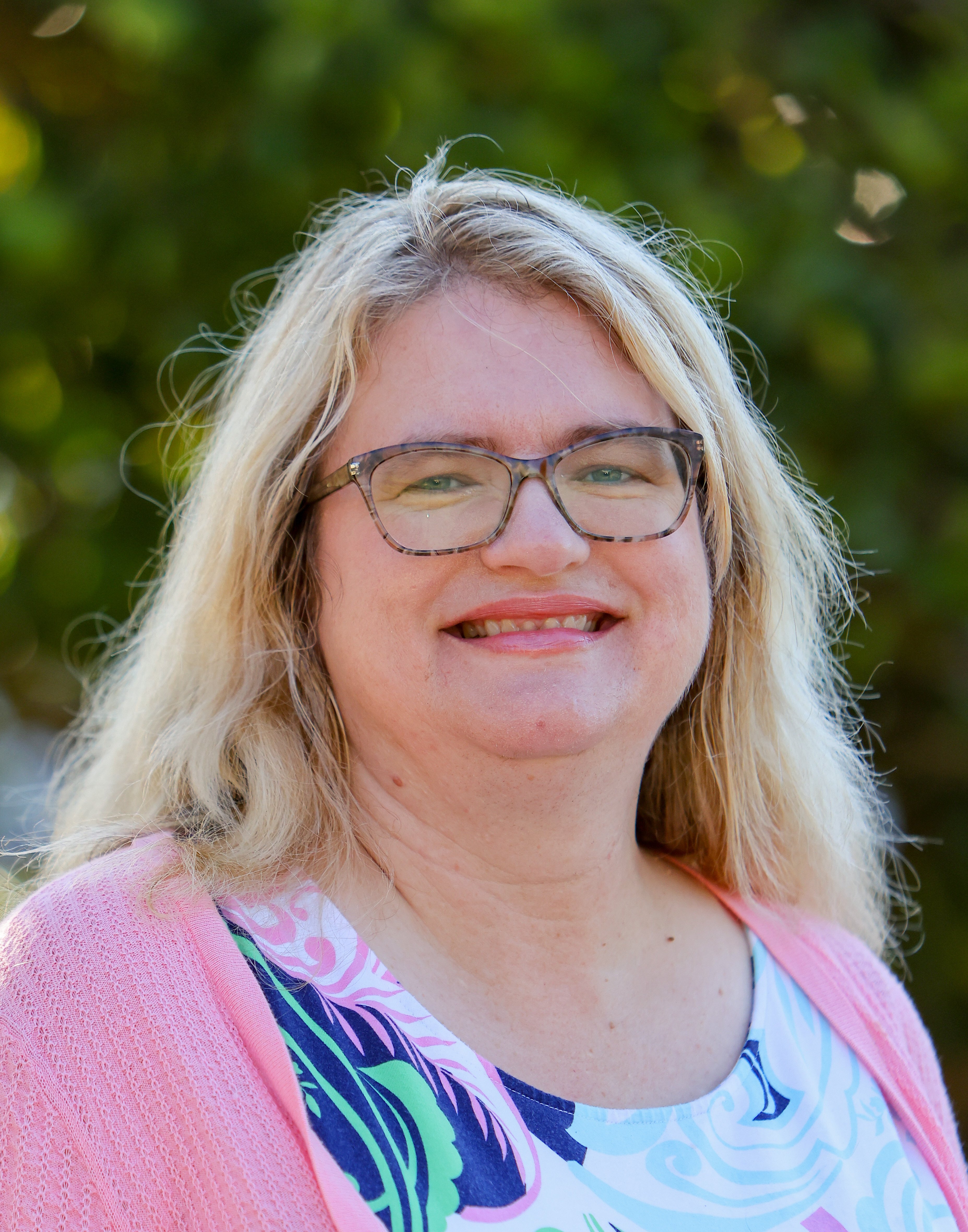 Staff - Jones_Paula+AZ0098