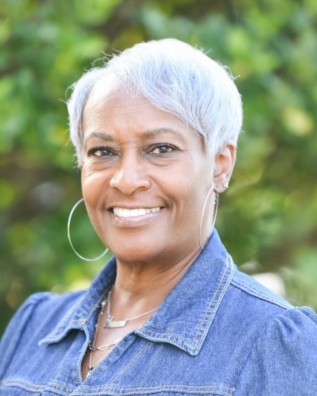 Staff-Dunlap_Tamara_BK0086